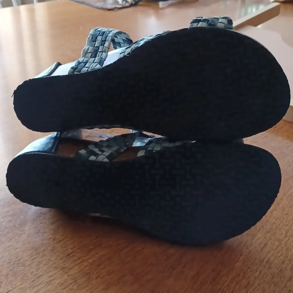 Muk Luks Web Sandals